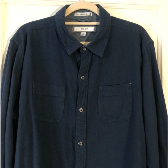 💙𝟻/$𝟸𝟻💙 PD&C classic fit blue button down flannel shirt - Picture 2 of 11